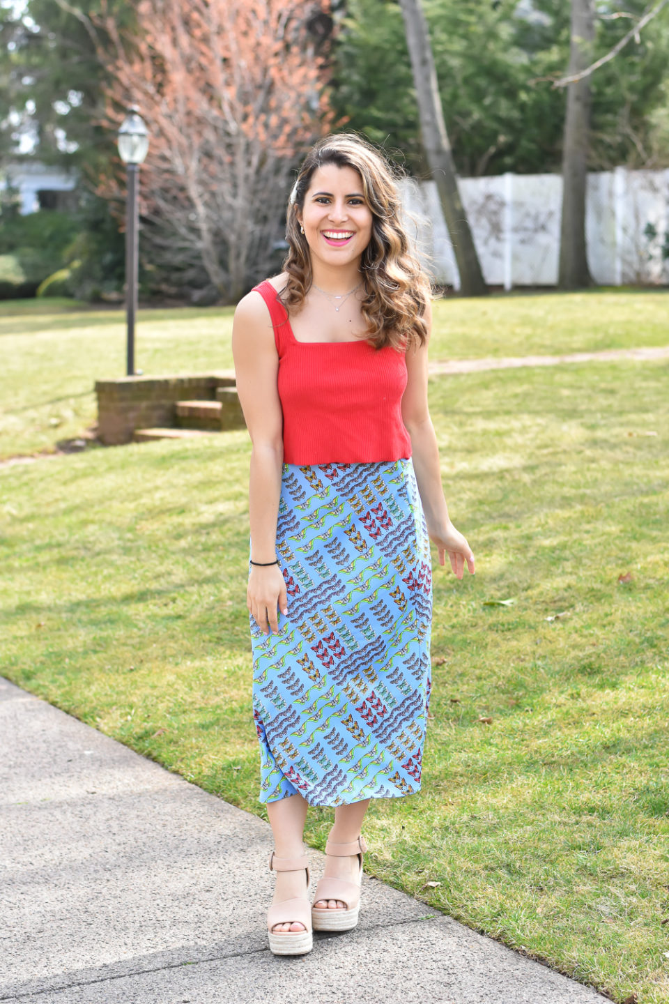 How to Style a Midi Skirt